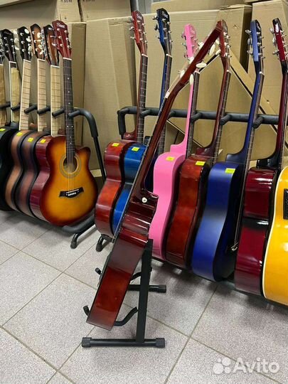 Акустическая гитара с рисунком