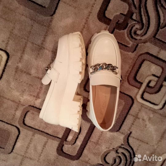 Лоферы для девочки