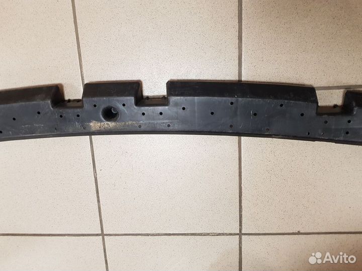 Усилитель бампера Land Rover Freelander 2006-2010