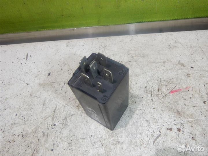 Реле Ауди 80 90 Б3