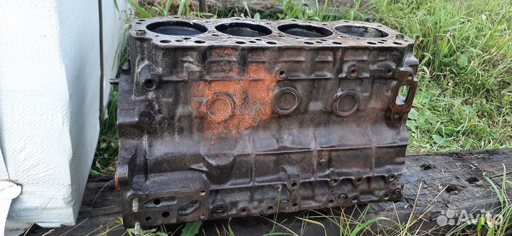 Блок двигателя 4JB1