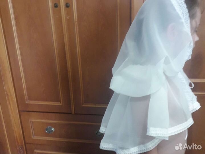 Ниспадаюший платок для церкви