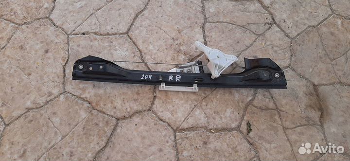 Стеклоподъемник Mercedes C-class W204