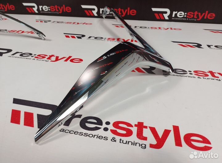 Ресницы фар Toyota Land Cruiser Prado 150 U1076