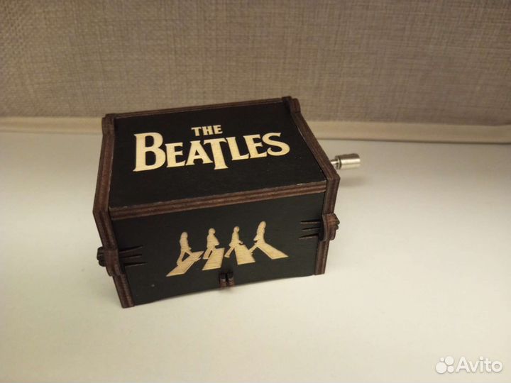 Музыкальная шкатулка Битлз The Beatles