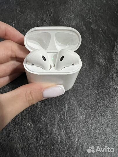 Беспроводные наушники apple airpods 2