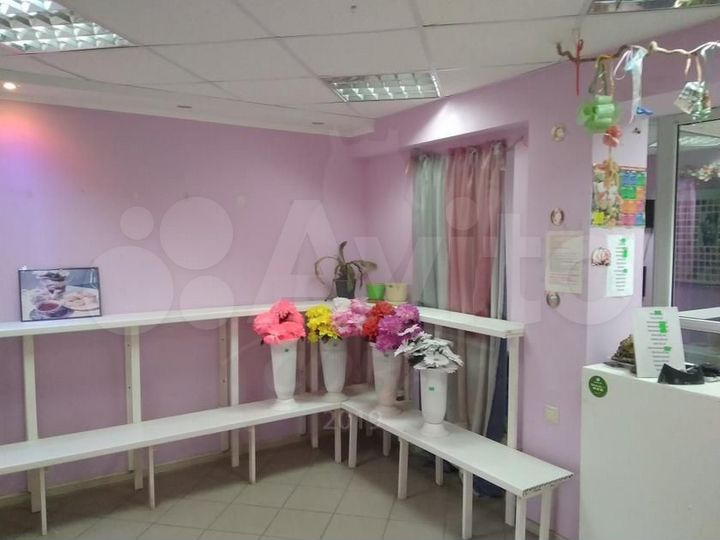 Сдам торговое помещение, 49.9 м²