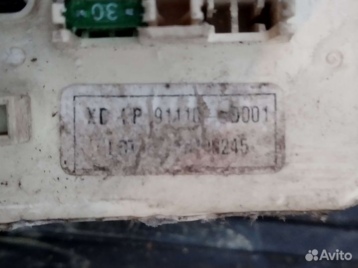 Блок предохранителей салонный hyundai elantra xd