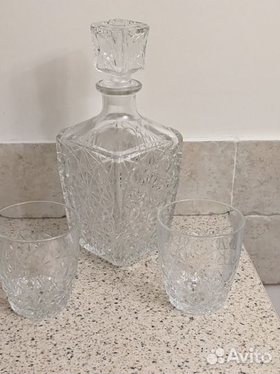 Штоф+6 стаканов(новый).Чайник фарфор ссср(новый)