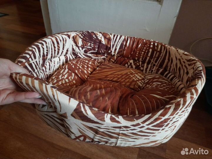 Лежанка для кошек