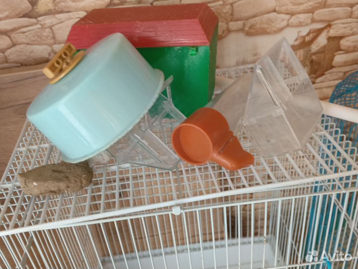 Клетки для попугаев