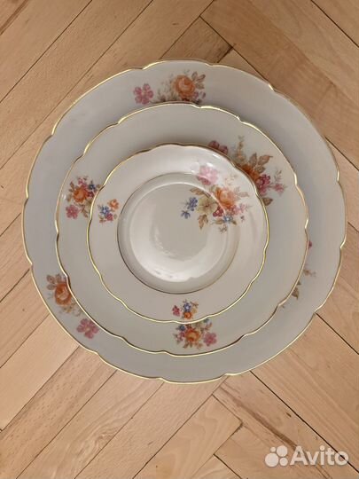 Блюдо, 2 тарелки и 6 блюдец, Cmielow, Польша