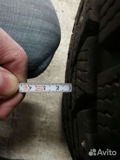 Dunlop SP Winter Ice 01 215/50 R17 95T