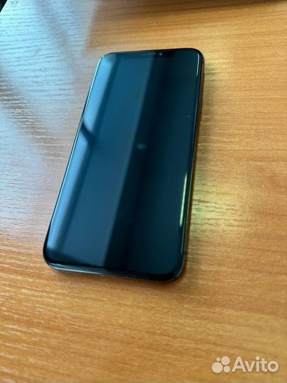 iPhone X, 64 ГБ