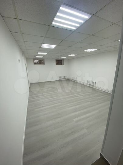 Свободного назначения, 70 м²