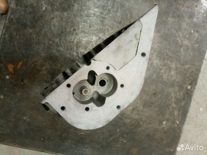 047103151B skoda Felicia крышка цепи грм