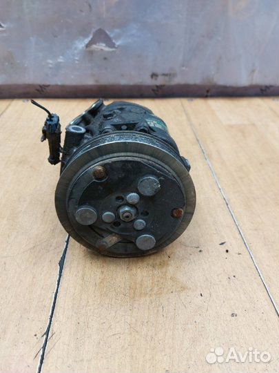 Компрессор кондиционера Opel Corsa C Z12XEP 2005