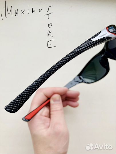 Спортивные поляризационные очки чёрно-красные