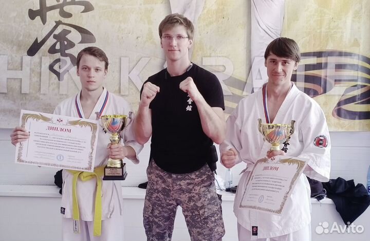 Тренер по карате/ кикбоксингу/ ножевому бою