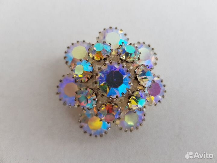 Красивая брошь. Чехословакия Украшение времен СССР