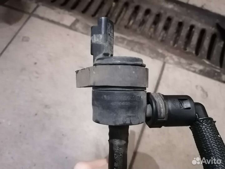 Клапан вентиляции топливного бака Peugeot 308 EP6