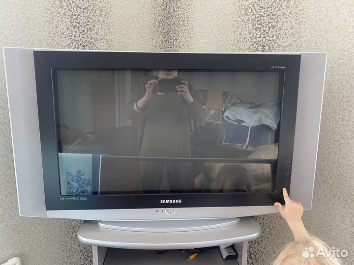 Телевизор samsung