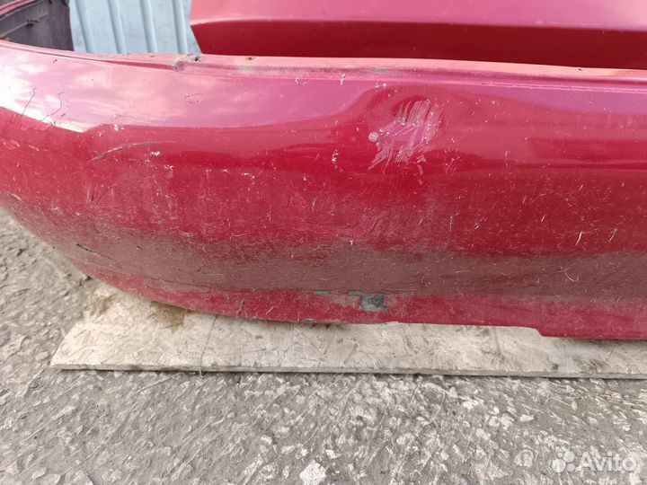 Бампер задний Мицубиси Каризма