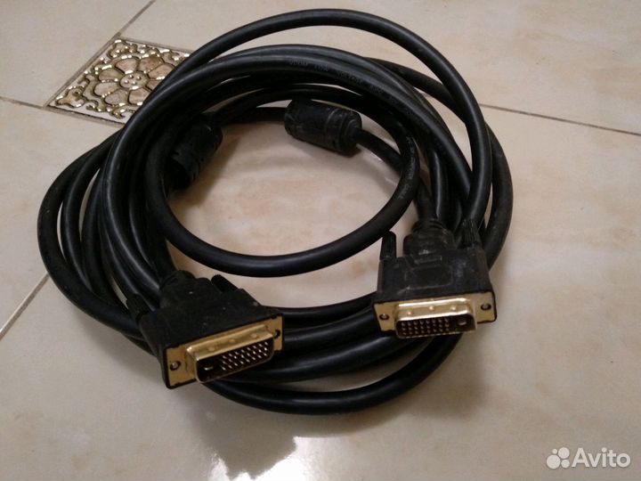 Кабель для компьютера DVI DVI. 5m