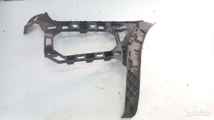 Кронштейн заднего бампера левый VW Passat CC