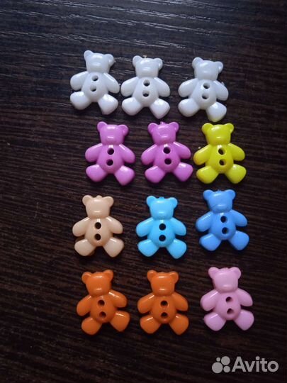 Силиконовые и деревянные бусины. Пуговицы медведь