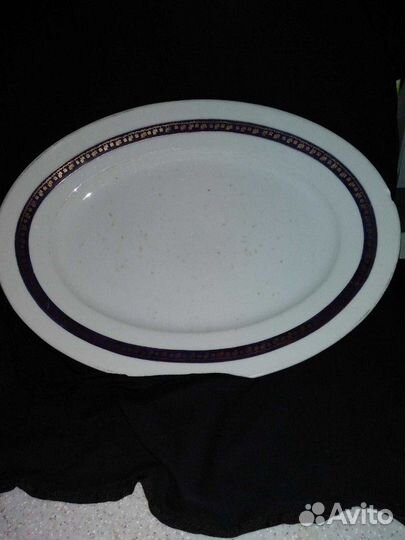 Блюдо Comte Harrach St. Petersburg