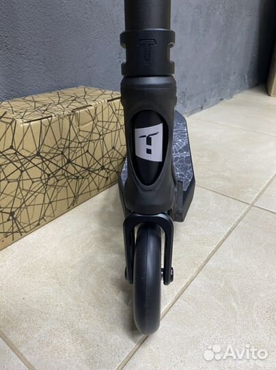 Самокат трюковой Tech Team Kvant