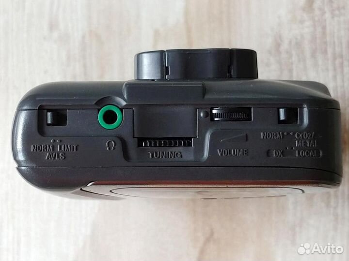 Sony Walkman AM/FM Radio Cassette Player WM-FX121