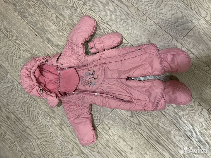Зимний комбинезон для девочки
