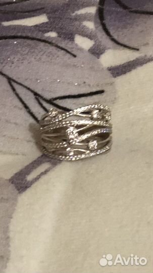 Серебряное кольцо