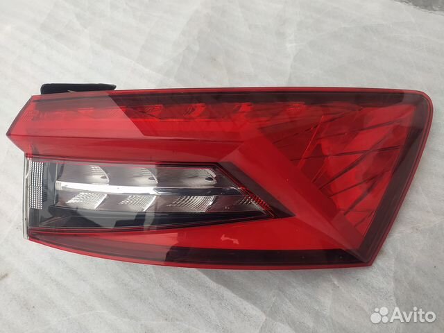 Фонарь правый Skoda Kodiaq