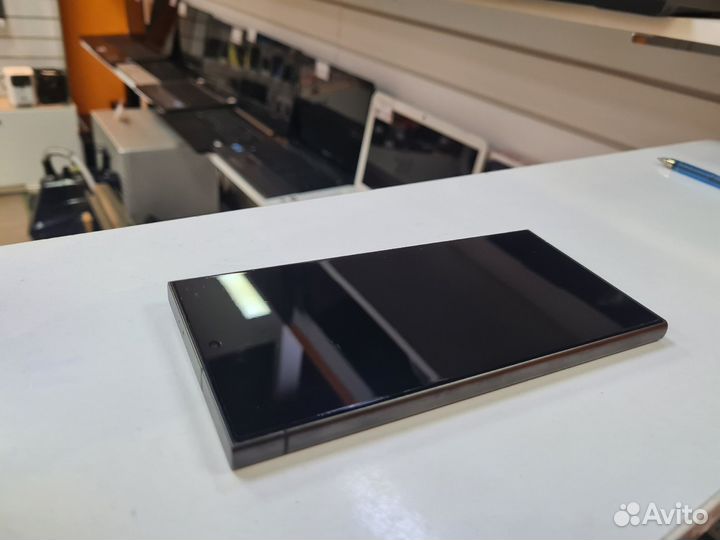 Samsung Galaxy S24 Ultra, 12/256 ГБ