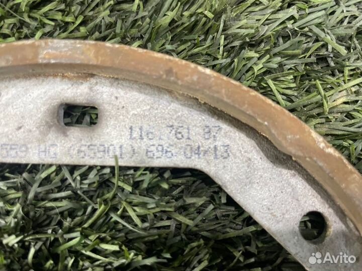 Колодки стояночного тормоза задние Bmw X1 E84