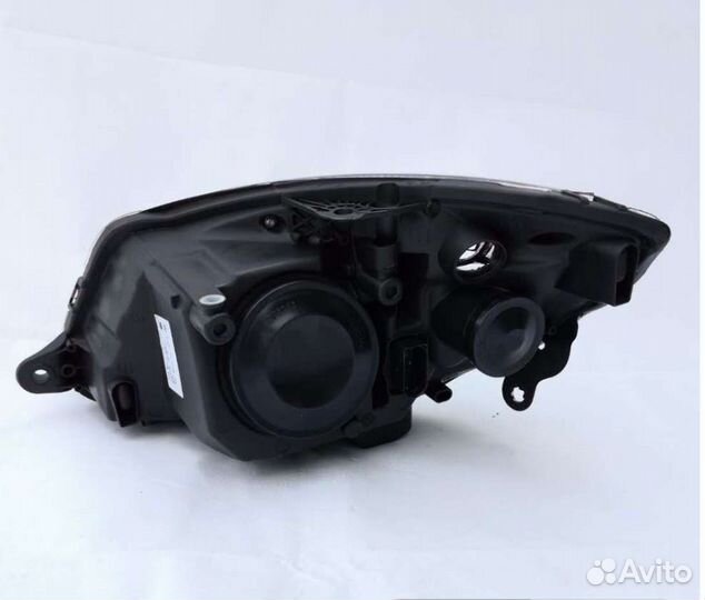 Фара в сборе для Skoda Fabia 2 дорестайлинг