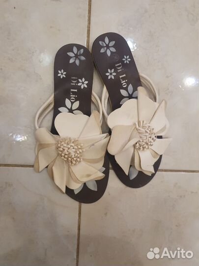 Шлепанцы женские 36 размер