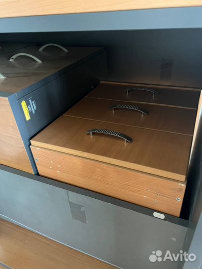 Столы, стулья, тумбочки, стеллажи