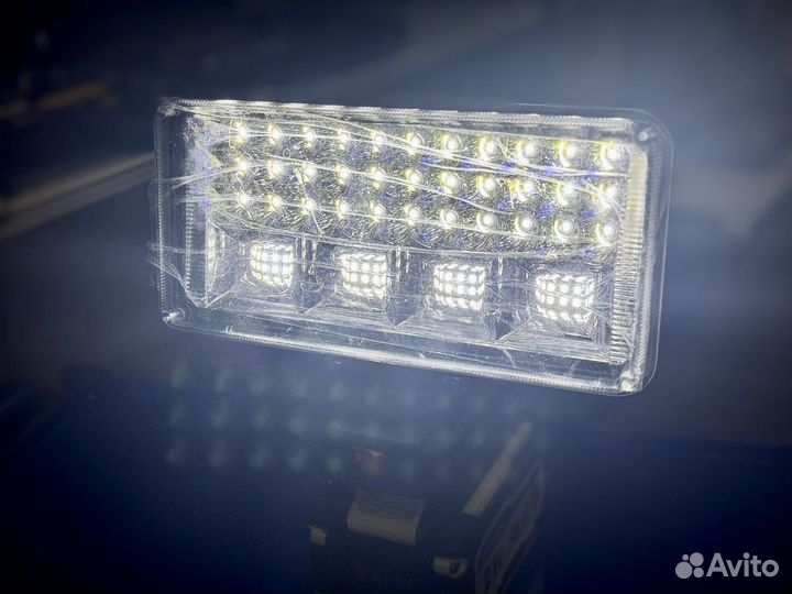 Фонарь аккумуляторный Feng Bao 8