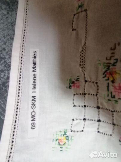 Квадратная скатерть ручной работы