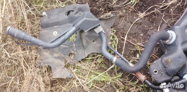 AUris Corolla 150 бак топливный Бензобак Королла