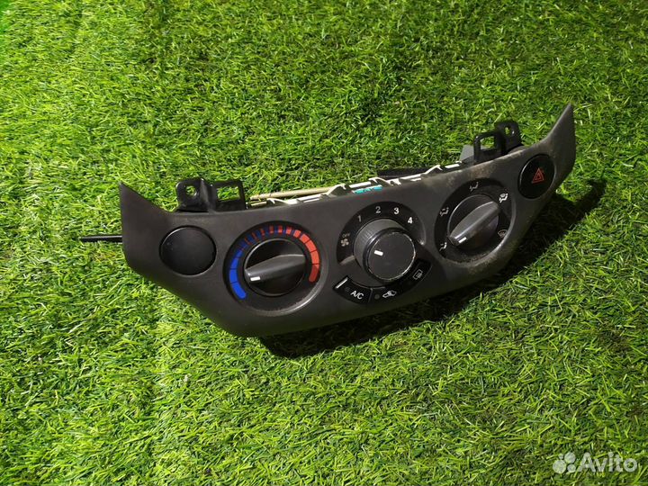 Блок управления климатической установкой Chevrolet