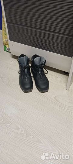 Лыжные ботинки