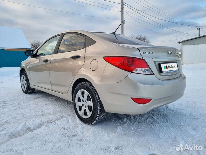 Hyundai Solaris 1.6 AT, 2012, 182 000 км