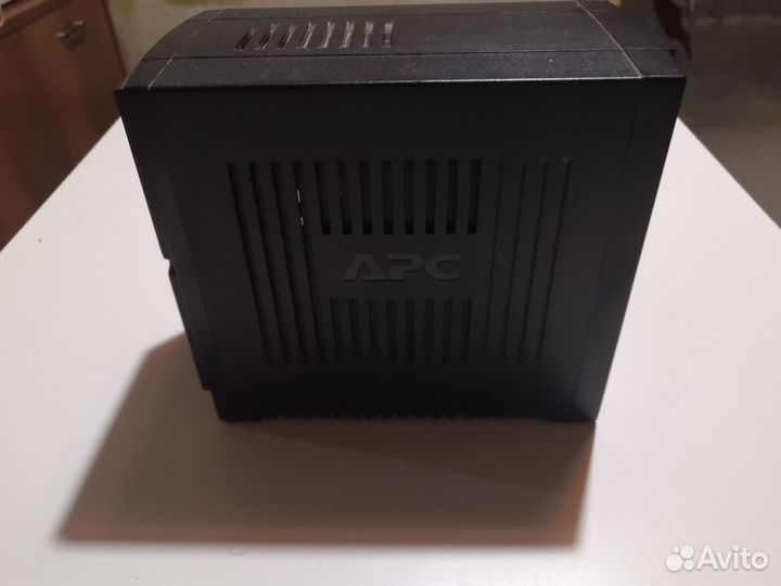 Блок бесперебойного питания