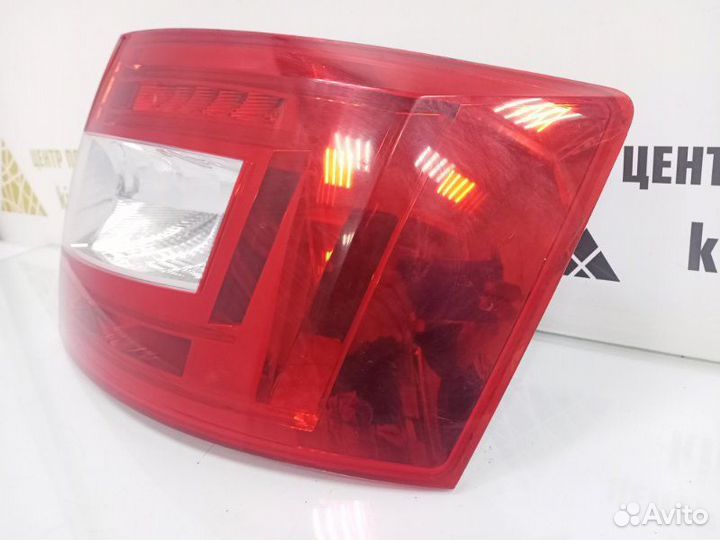 Фонарь диодный правый Skoda Octavia A7 5E3 до