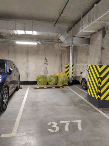 Машиноместо, 14 м²